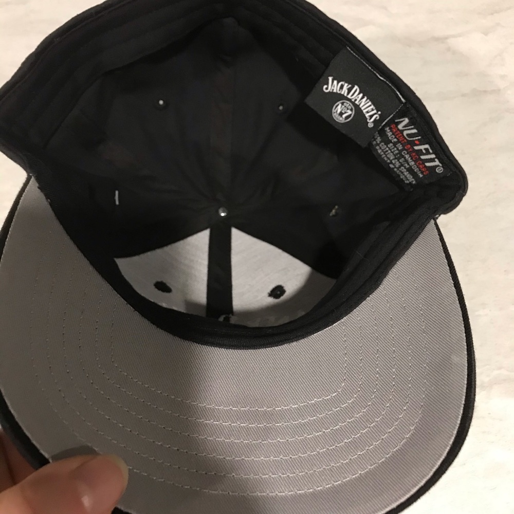 Nwt hat - Picture 4 of 4